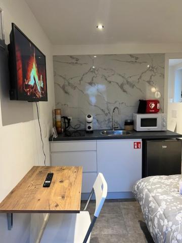 Hotel Cosy Arrondissement di Malines Esterno foto